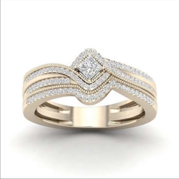 New Luxury Women’s Yellow Gold Diamond Ring 💍 - Picture 3 of 4